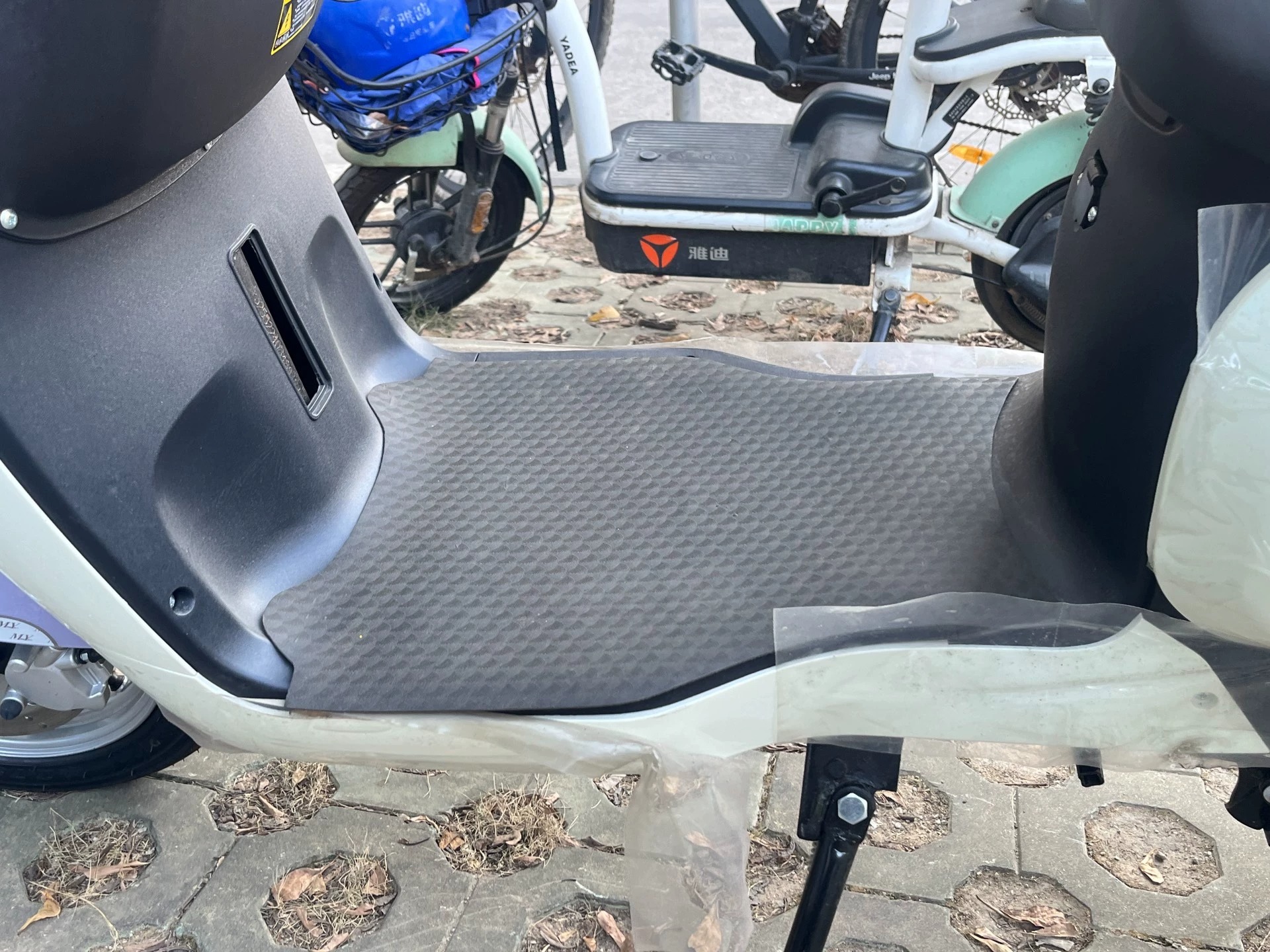 【个人闲置电动车转让】有带电池续航里程长，能上牌，性能都完好，动力足上天桥都没问题